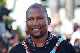 Mandla Mandela Biography